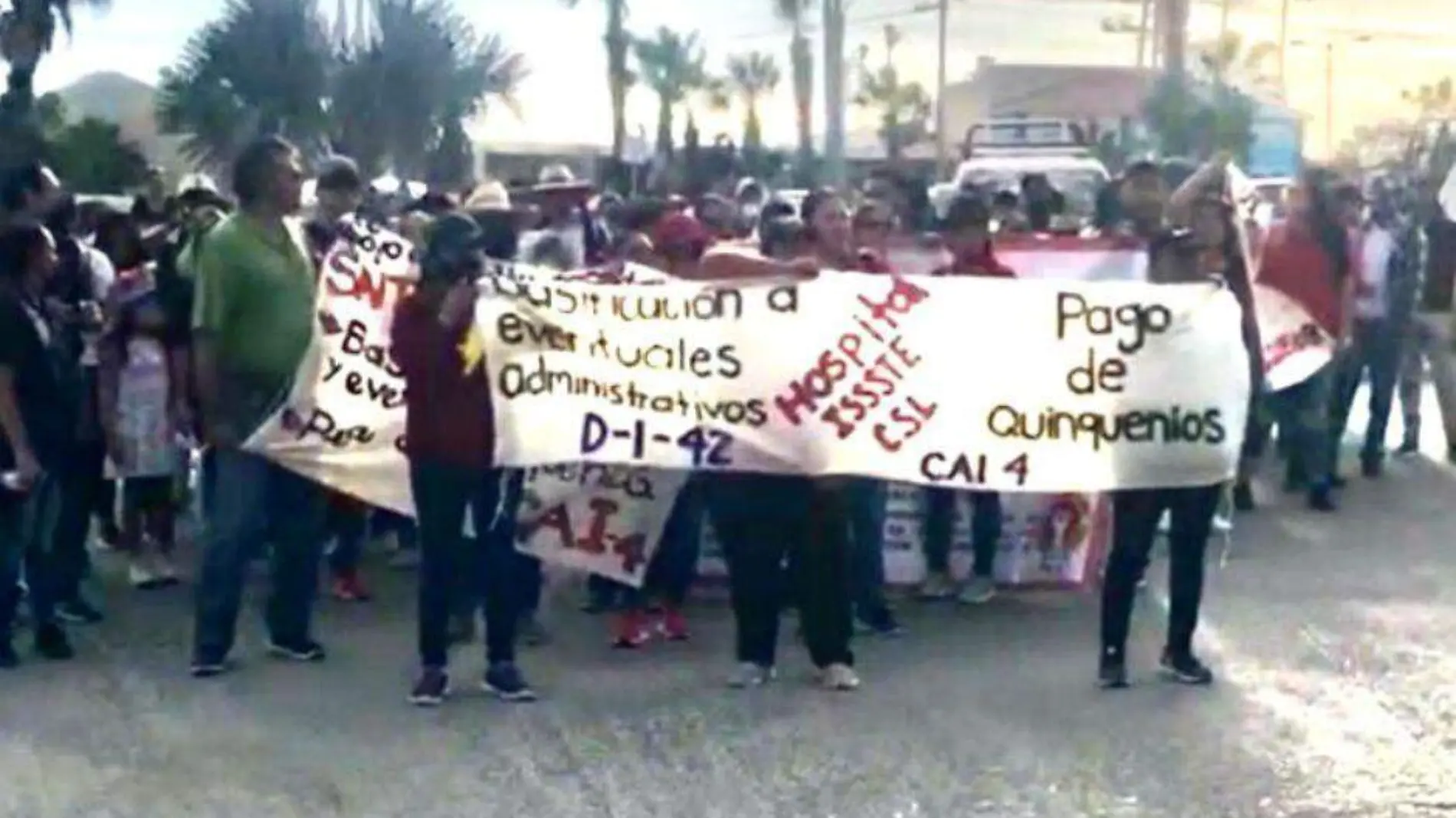 Protestas maestros los cabos